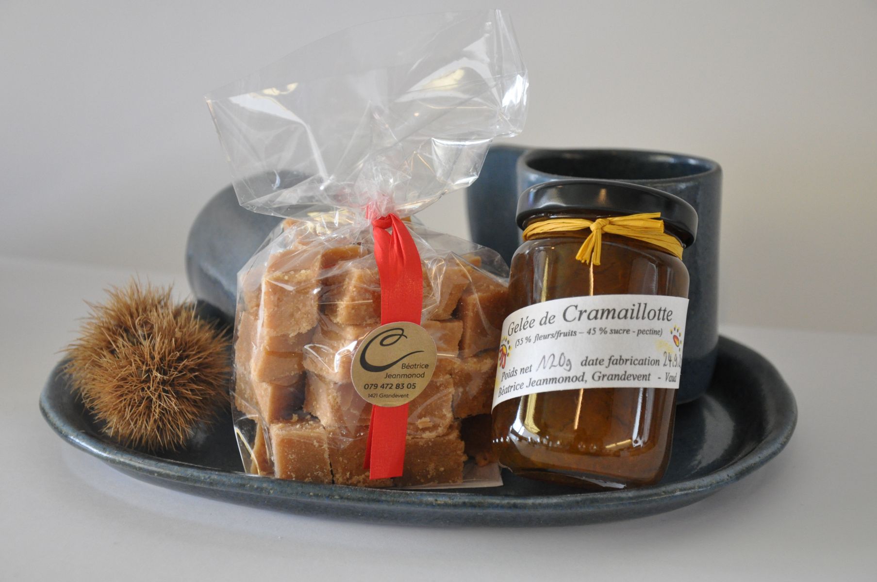 Arrangement de produits artisanaux préparé pour offrir